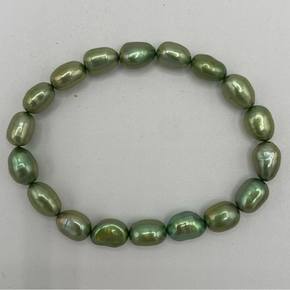 Green HONORA Pearl Stretch Bracelet